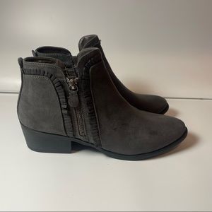 MIA Mable Ruffle Bootie, size 8, Gray